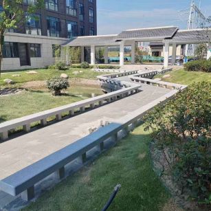 淮安 芝麻灰小区坐凳&栏杆安装效果