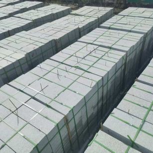 淮安 芝麻白1.8公分火烧300*600地铺，清仓大甩卖