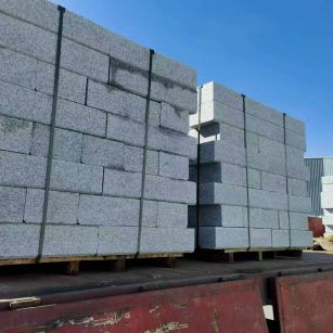 淮安 路沿石装车出货