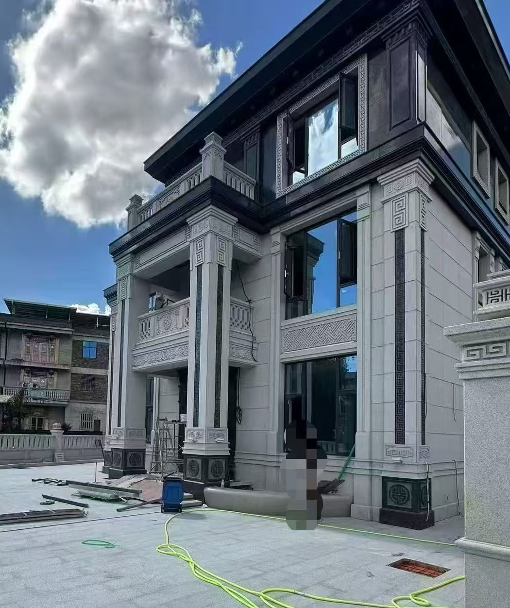 淮安 别墅干挂，芝麻白与芝麻黑完美配合