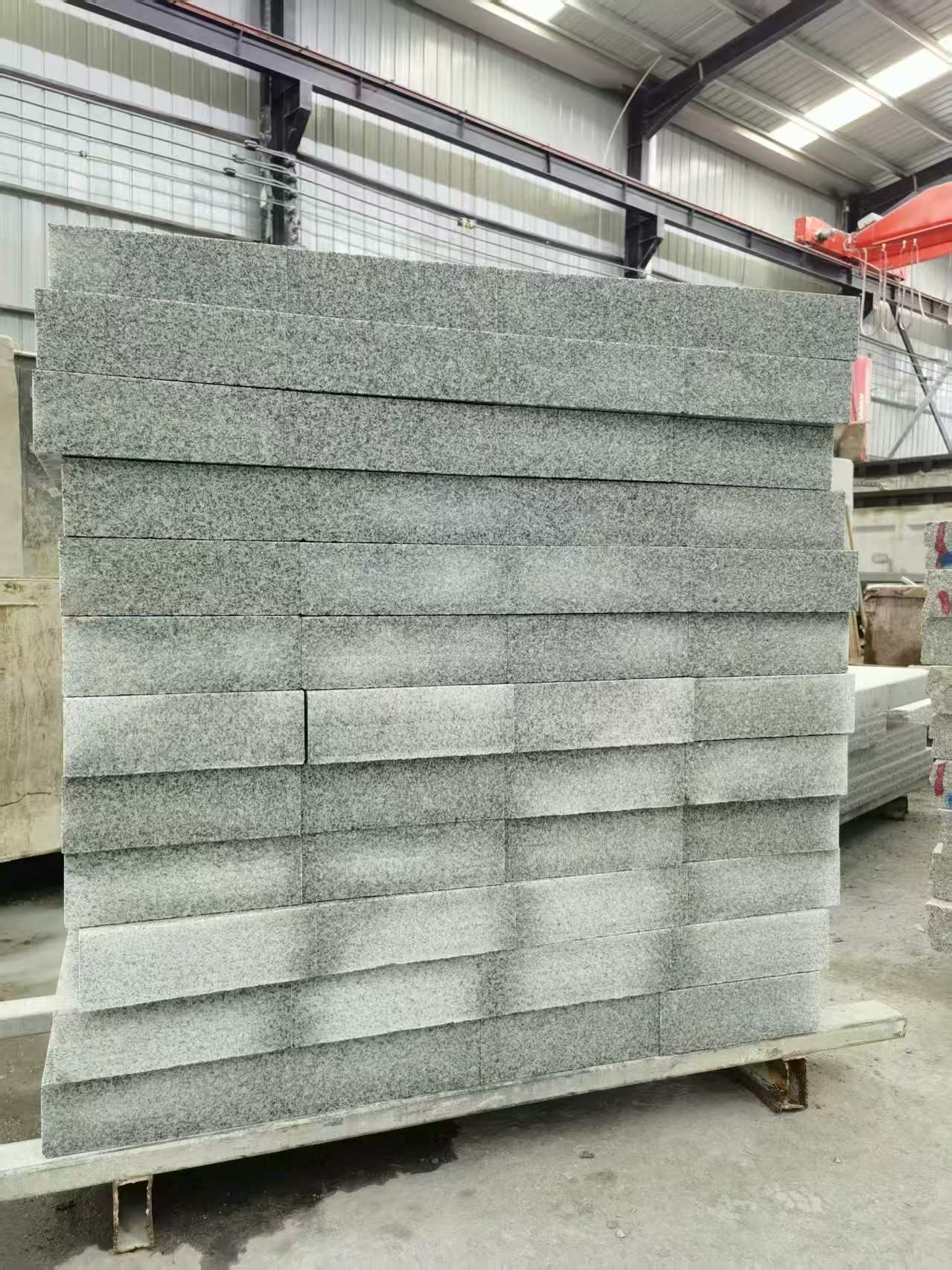 淮安 芝麻白10公分300*600广场地铺，A料定制，尺寸标准，厚薄均匀