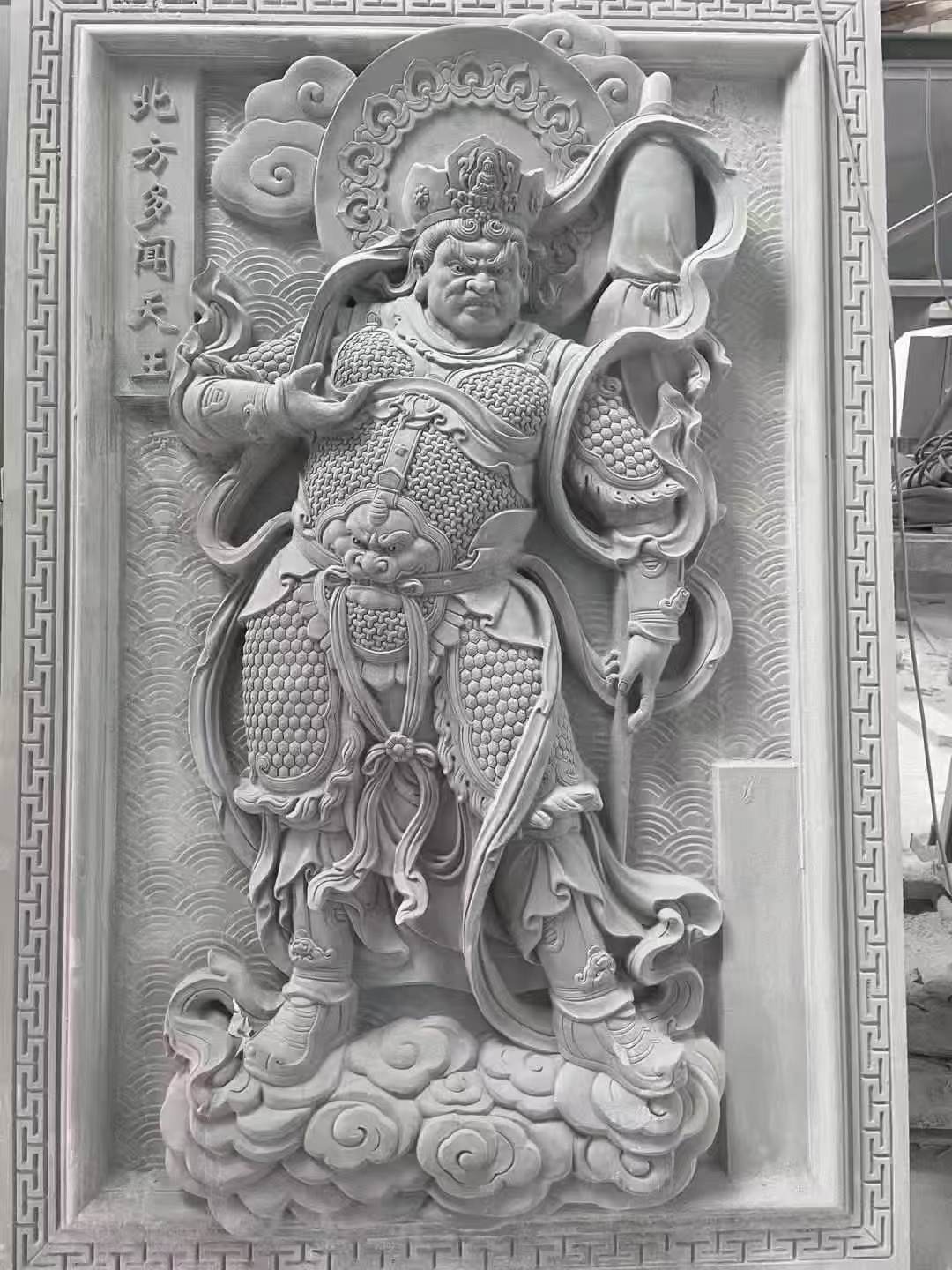淮安 芝麻灰花岗岩人物雕刻——多闻天王
